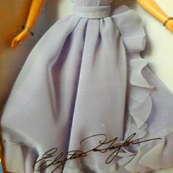 Elizabeth Taylor Secial Edition Barbie Doll - Picture 2 of 6